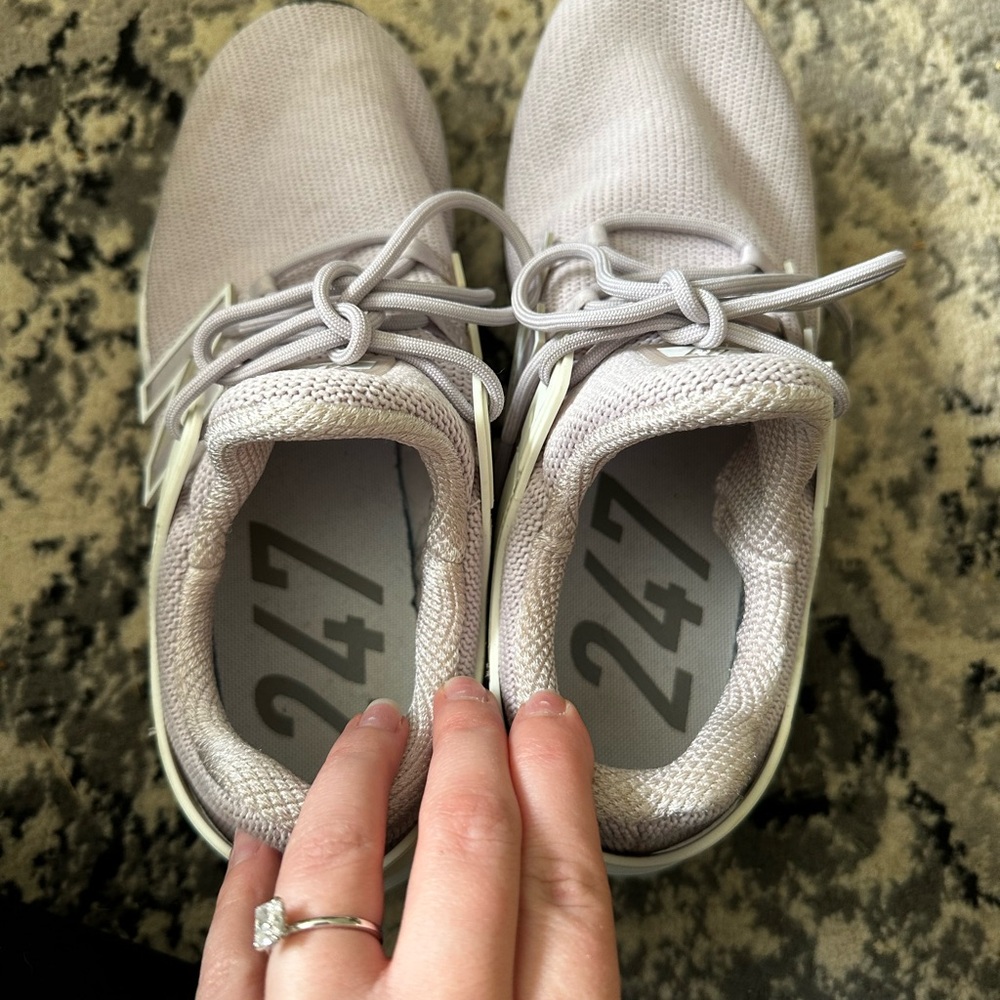 Lavender New Balance 247 Women’s size 8.5 - Picture 5 of 5